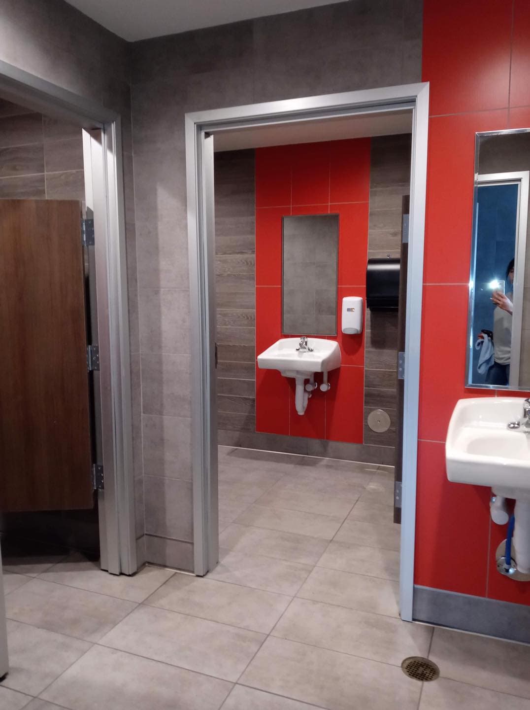 Finished commercial tile floor — large format, clean lines, Sisson Tile by Sisson Tile