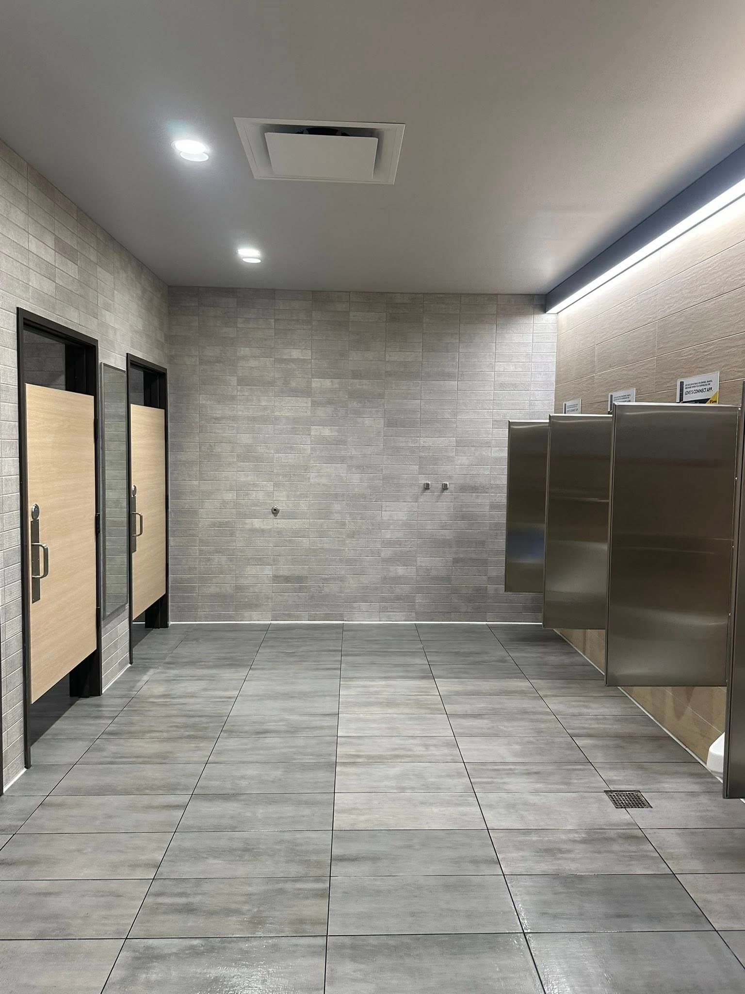 Residential tile flooring installation — Chattanooga area home by Sisson Tile